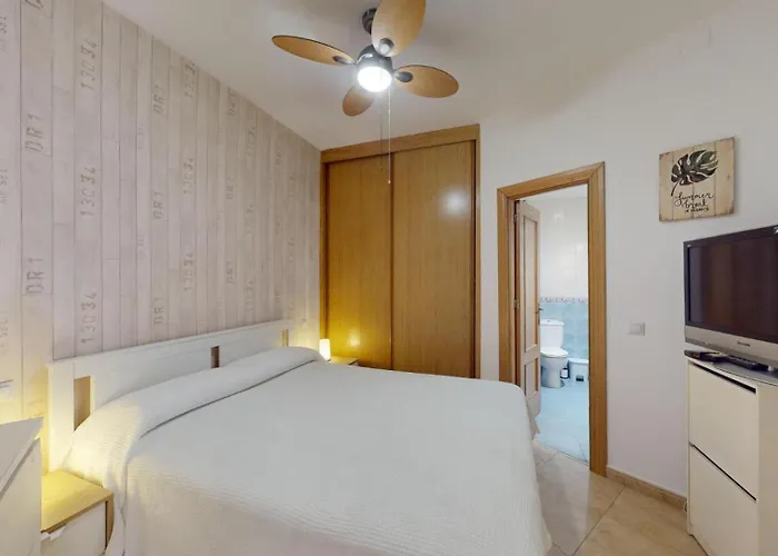 Gaviotas Apartment *